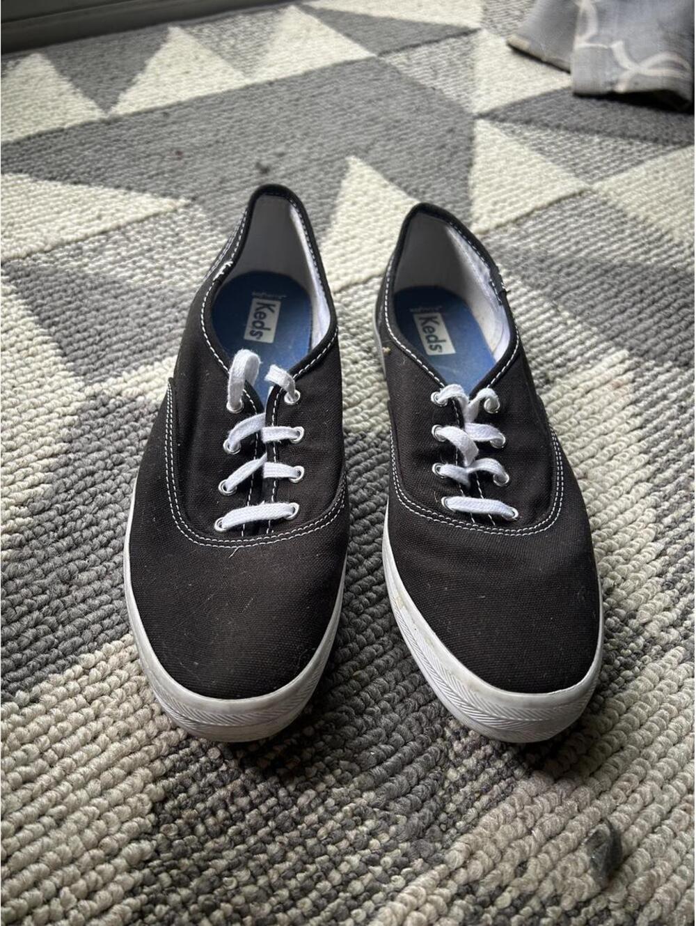 Black Keds sneakers with white laces size 9.5
